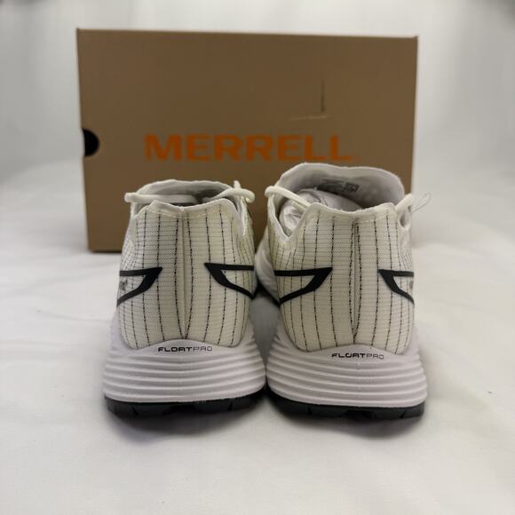 Athletic_Shoes
